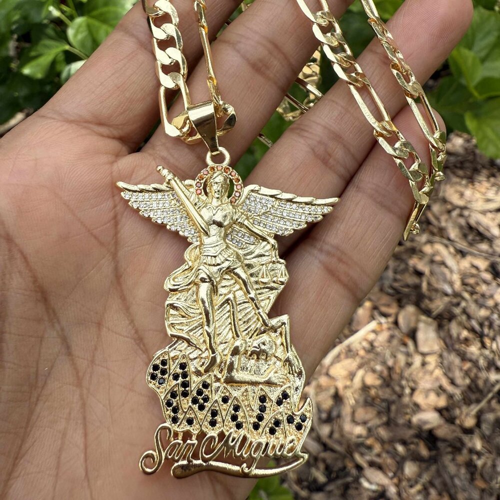 San Miguel St Michael Archangel Bling Crystal Pendant Figaro Link 18 Inch 4mm